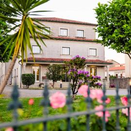Hotel Flor do Minho，位于巴伦西亚的酒店