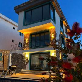 Villa Turquoise with Jacuzzi Suite and Private Pool