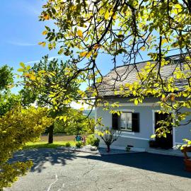 Ferienhaus "Kleine Auszeit"，位于Tieschen的酒店