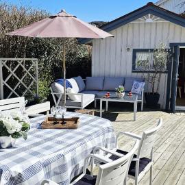 Charming cottage by the sea in Ellos SE09184，位于埃勒斯的酒店