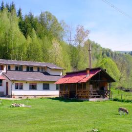 Casa Bunicii，位于Podu Dîmboviţei的酒店
