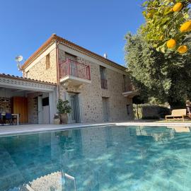 Villa Anthousa luxury villas and suites，位于Anthoúsa的酒店