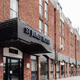 St James Hotel，位于格里姆斯比的酒店