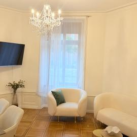 Aurevo 3BR - Whirlpool & Private Garden - Messeplatz，位于巴塞尔的酒店