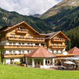Alpenhotel Badmeister，位于弗拉塔赫的酒店