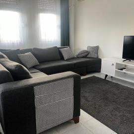 Ground Floor Apartment in the Garden with Excellent Location