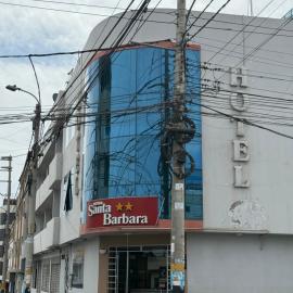 HOTEL SANTA BARBARA PUERTO ilo,位于伊洛的酒店