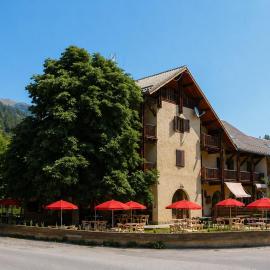 Le Guilazur，位于Château-Ville-Vieille的酒店
