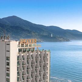 Awaken Da Nang Hotel，位于岘港的酒店