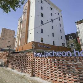 Hey, Jecheon Hotel，位于Chech'ŏn-yŏk的酒店