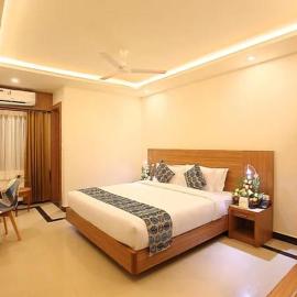 Heyday INN，位于Pathanāmthitta的酒店