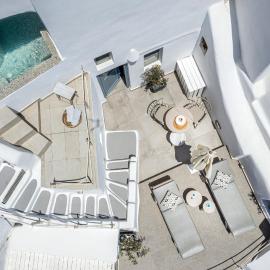 Just Blue，位于伊亚的酒店