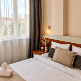 Dezudava Family Hotel,位于桑丹斯基的酒店