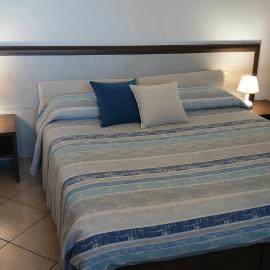 Domo - Guest-House Il Nespolo Fiorito，位于奥罗塞伊的酒店