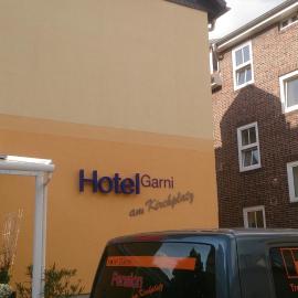 Hotel Garni Am Kirchplatz，位于伊尔梅瑙的酒店