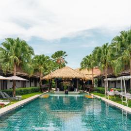 Malabar Pool Villa Phuket，位于普吉镇的酒店