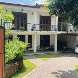 Ceylon Mist Villa，位于Narandanda的酒店