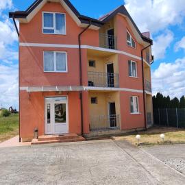Hotel Doina 1 Tășnad,位于特什纳德的酒店