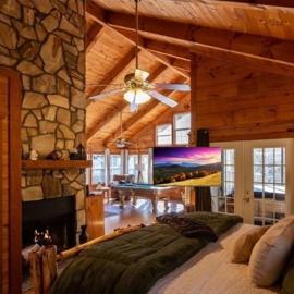 Cozy Cabin Retreat Near Helen Hot Tub Fireplace，位于索蒂纳科奇的酒店