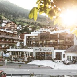 Aktiv- und Wellnesshotel Traube- Post，位于库龙韦诺斯塔的酒店
