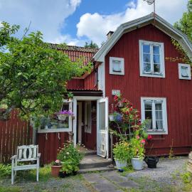 Rural accommodation in Bergslagen，位于Vasselhyttan的酒店