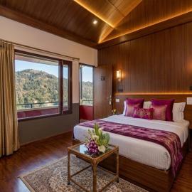 Aurevelle Kastura Resort Kanatal - Mountain View Rooms，位于卡纳塔尔的酒店
