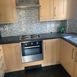 2 bed Manchester Airport apartment，位于威森肖的酒店