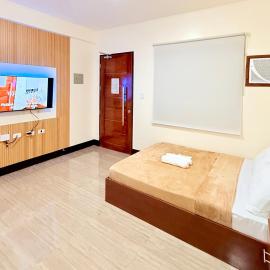 JL Suites Calbayog，位于Olera的酒店