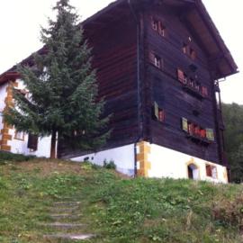 Magnifique chalet familial，位于埃沃莱讷的酒店