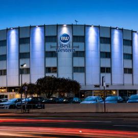 Best Western London Heathrow Ariel T2 ,3 ,4,位于希灵登的酒店