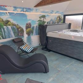 Ô Sens Jacuzzi et Massages，位于沙朗的酒店