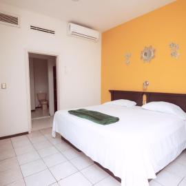 Nova Departamentos，位于Cadereyta Jiménez的酒店