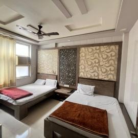 Hotel Haji Ali - Sahil inn，位于阿杰梅尔的酒店