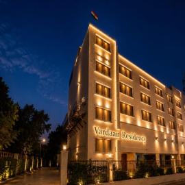 Vardaan Residency Hotel,位于戈勒克布尔的酒店