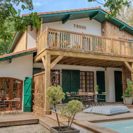 Brume Surf House，位于梅桑热的酒店