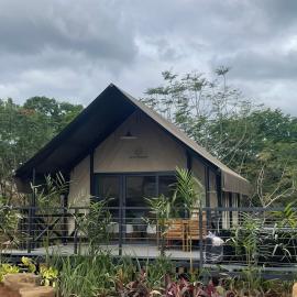 The Playground，位于Baras的酒店