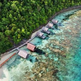 Gloria Dive Homestay，位于Keruo的酒店