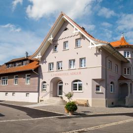 Landhotel Adler，位于西格马尔斯策尔的酒店