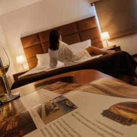 Apartamenty Maciejowy Sad，位于Sady Dolne的酒店