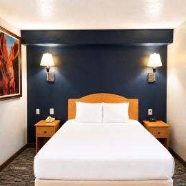 Executive Inn & Suites Extended Stay - Vernal，位于弗纳尔的酒店