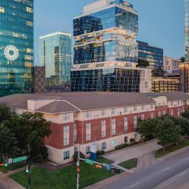 Hyatt House Dallas Uptown，位于达拉斯的酒店