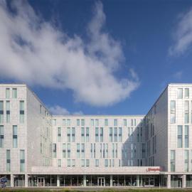 Hampton By Hilton London Stansted Airport,位于斯丹斯达蒙费雪特的酒店