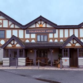 Tollemache Arms，位于Calveley的酒店