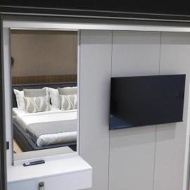 SFERA Boutique Rooms，位于雅西的酒店