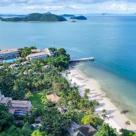 Cape Panwa Hotel Phuket，位于攀瓦海滩的酒店