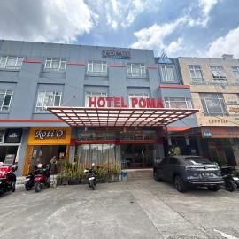 Townhouse Oak near RSUD Dr. Zainoel Abidin formerly Poma Hotel，位于班达亚齐的酒店