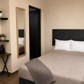 Garden room, Paseo Durango，位于杜兰戈的酒店