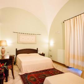 Hotel Il Duomo PHG，位于奥里斯塔诺的酒店