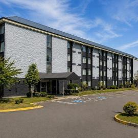 Quality Inn & Suites Everett，位于埃弗里特的酒店