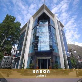 Karon Palace，位于KalʼaiKhumb的酒店
